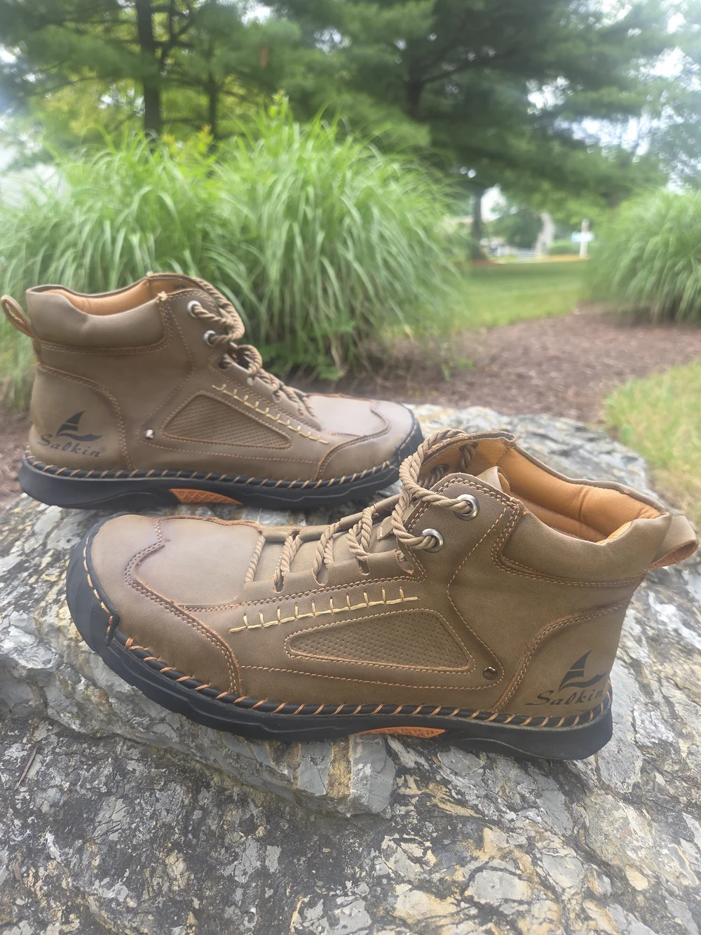 Salomon Brown/Tan Men's Outdoor Lace-Up Boots